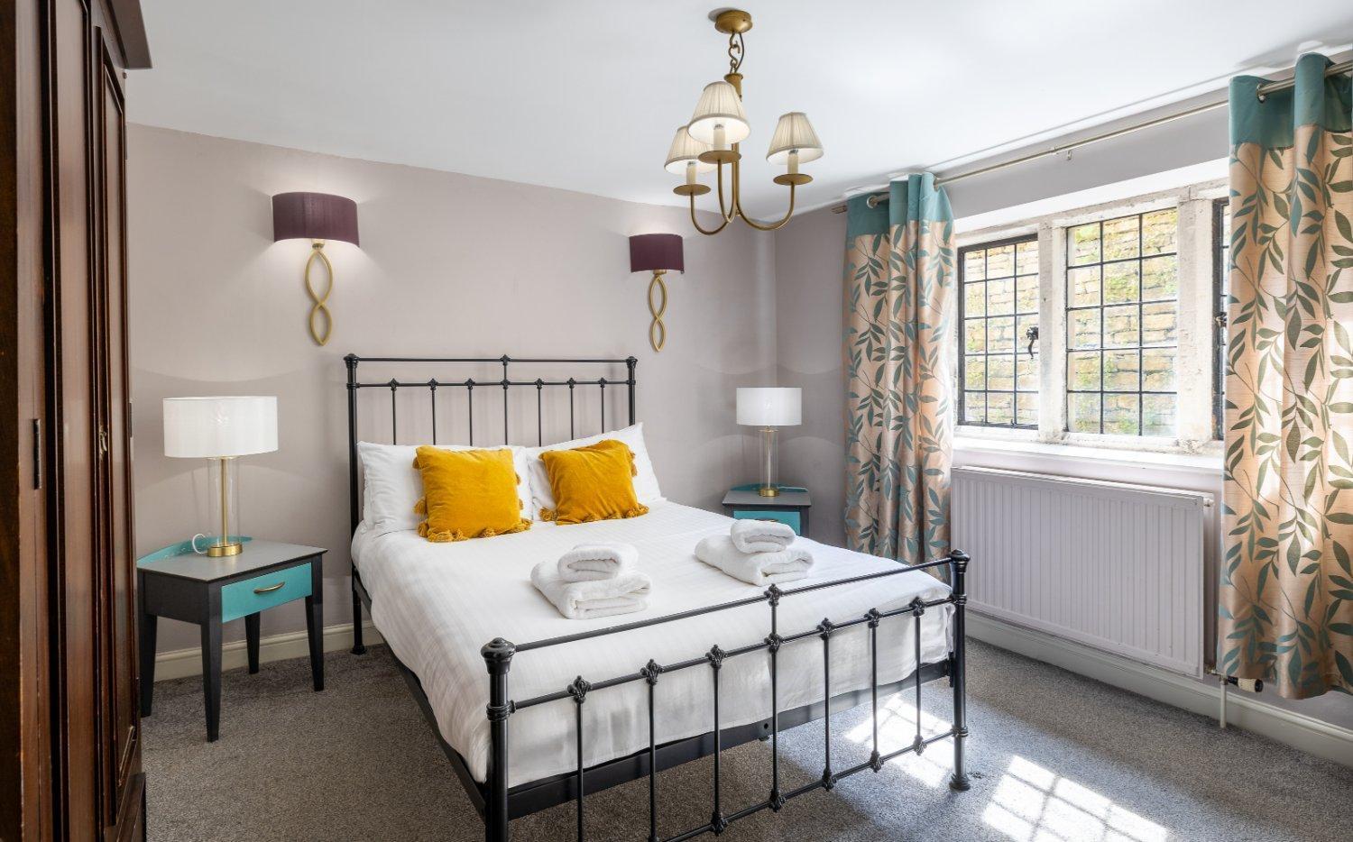 The Old School Rooms Beautiful Georgian Apartment, Sleeps 12 With Wifi And Parking, Near Bath Box  Eksteriør billede